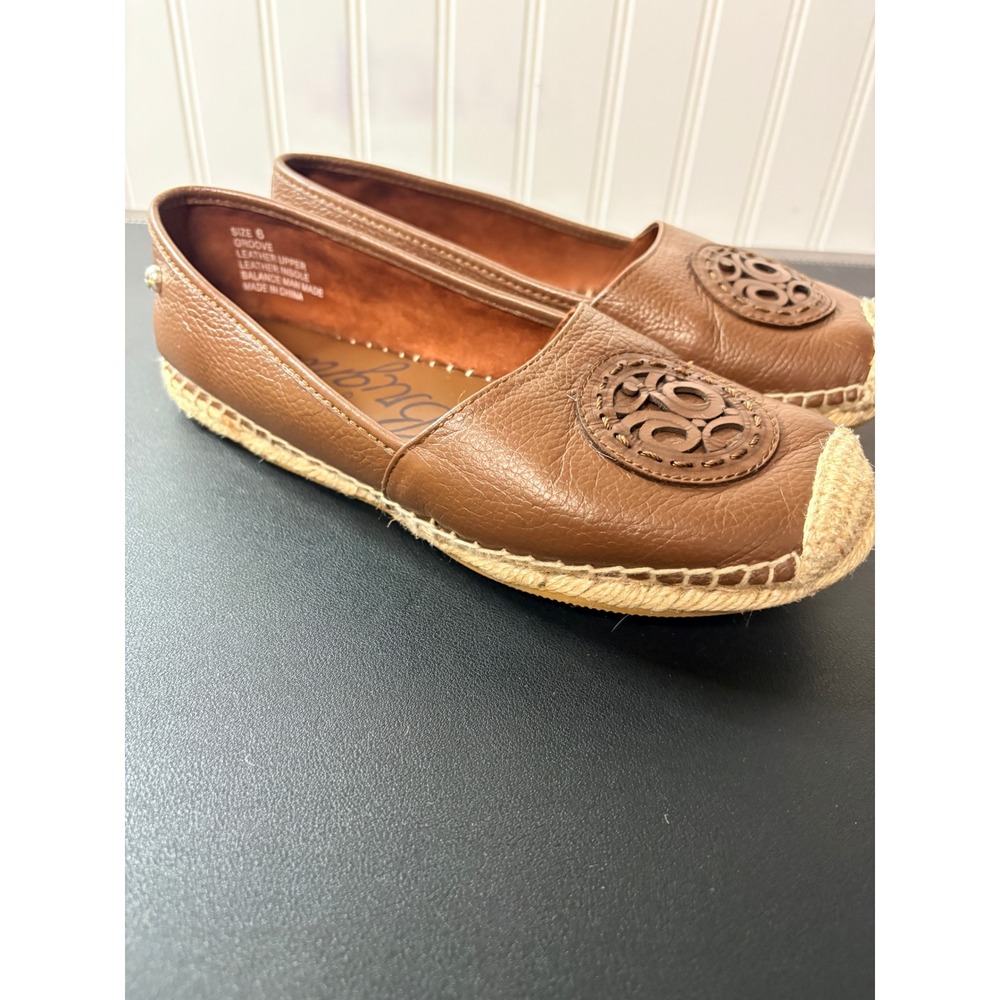 Brighton Groove Brown Pebbled Leather Espadrille Flats Medallion Slip On Shoes 6 - Picture 3 of 9